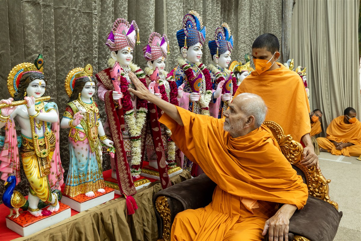 Murti Pratishtha in Kanad