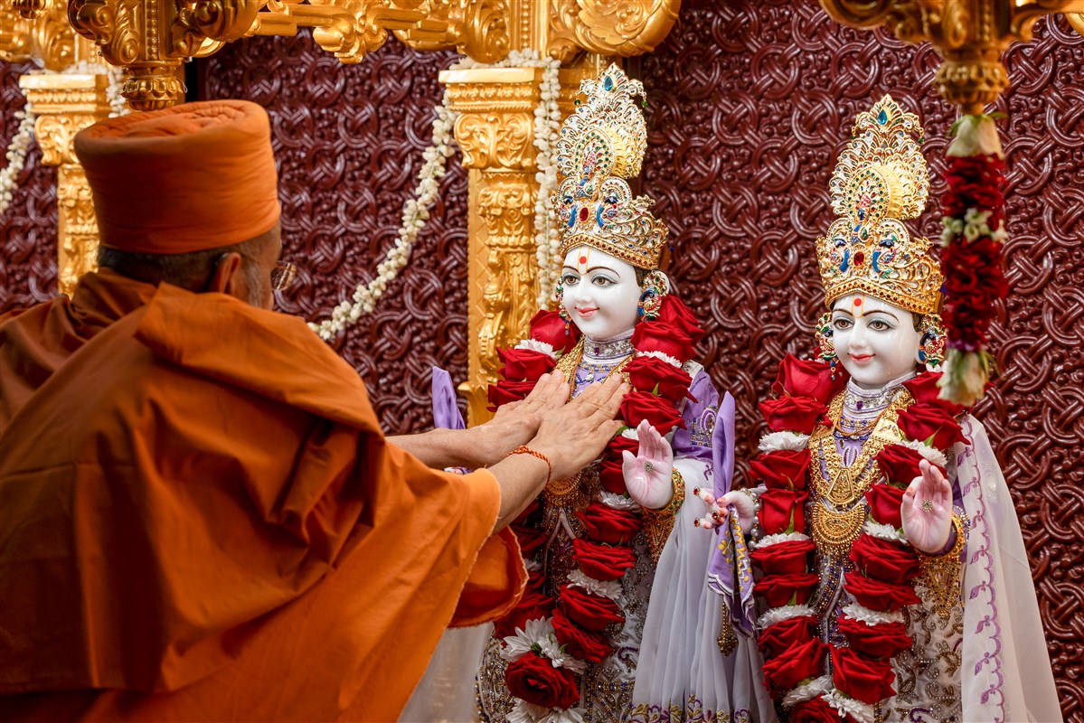 Murti Pratishtha in Ruislip