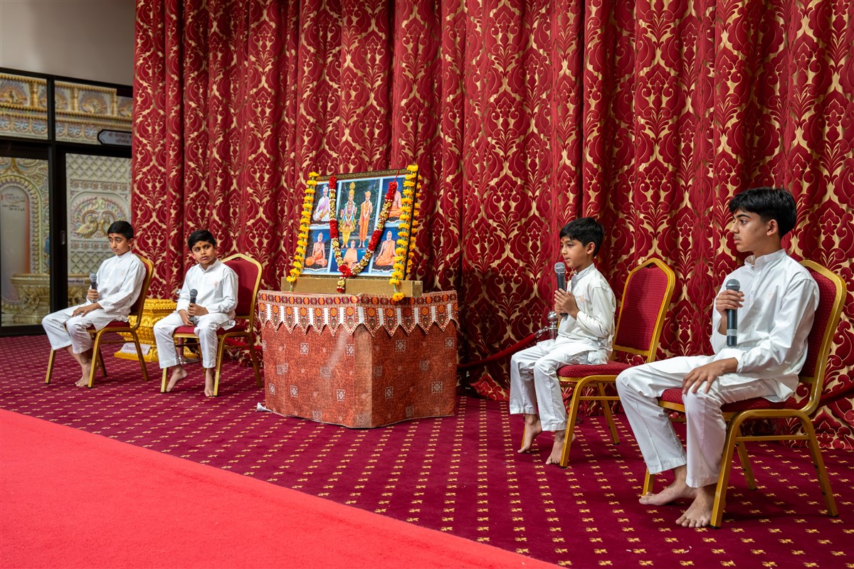 Satsang Vicharan by BAPS Swamis, Adelaide
