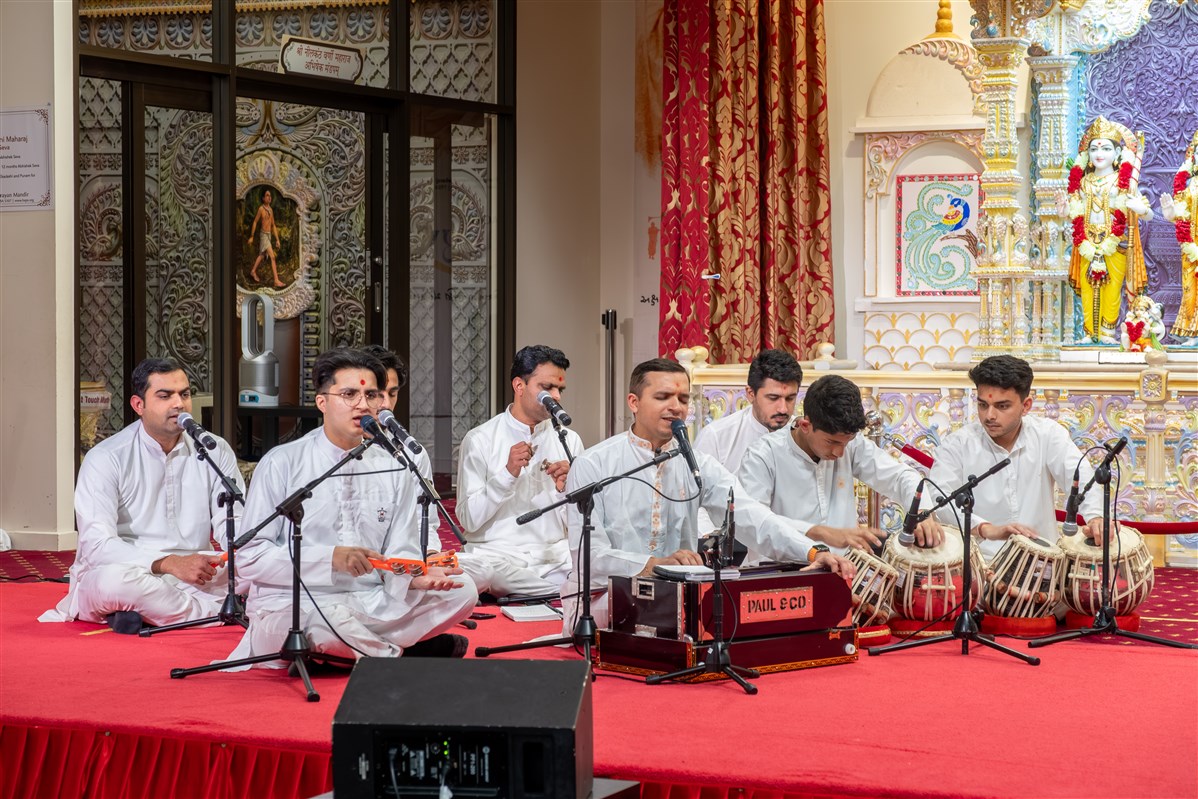 Satsang Vicharan by BAPS Swamis, Adelaide