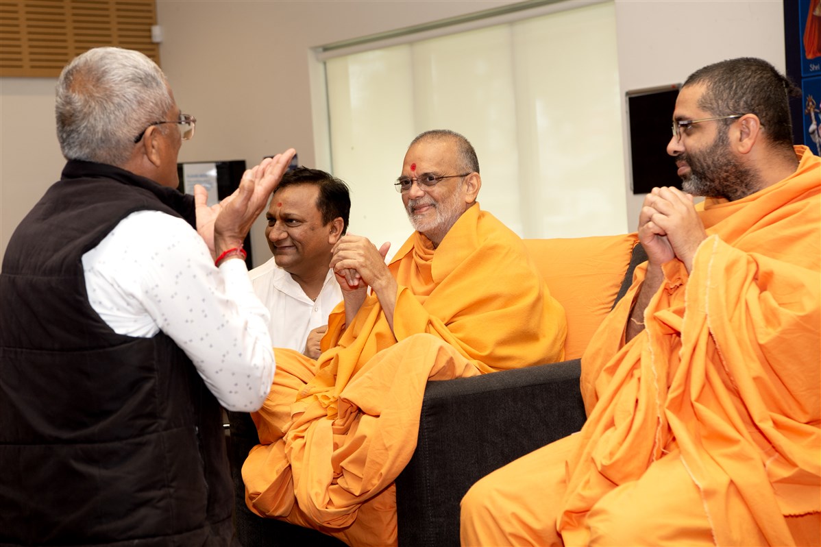 Satsang Vicharan by BAPS Swamis, Adelaide