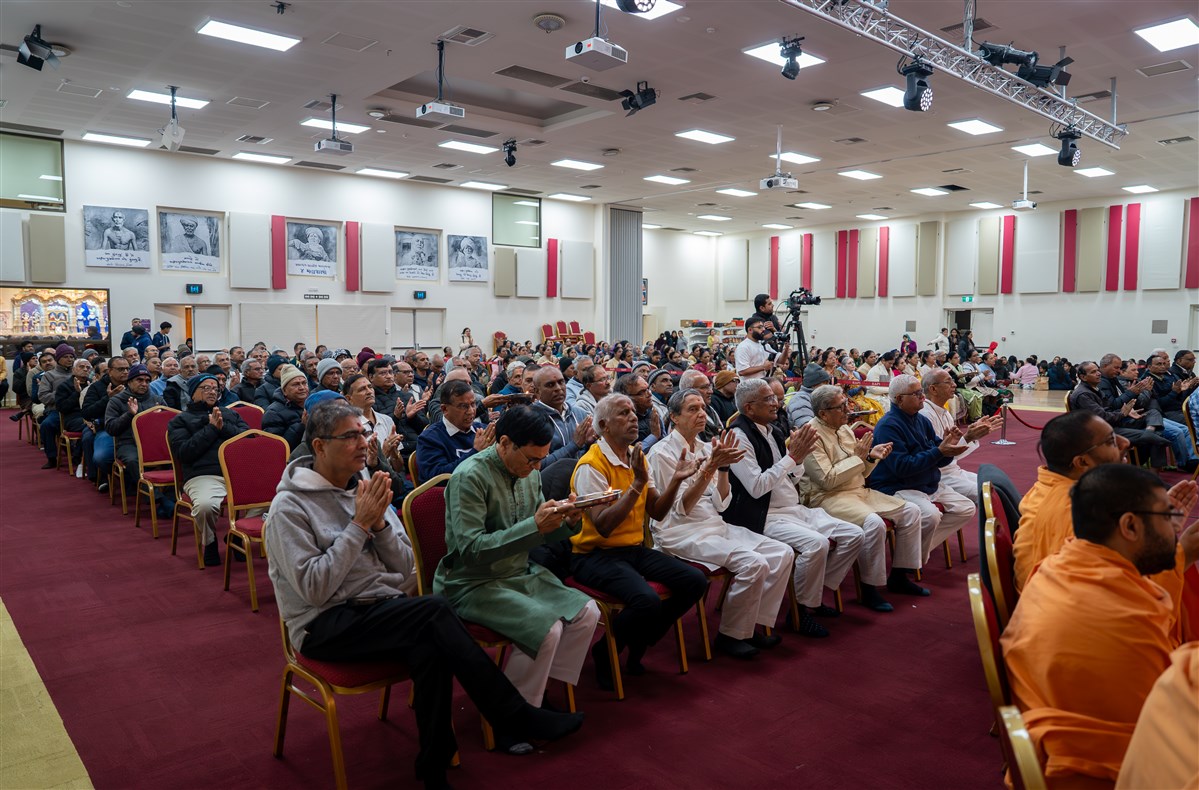 Satsang Vicharan by BAPS Swamis, Adelaide