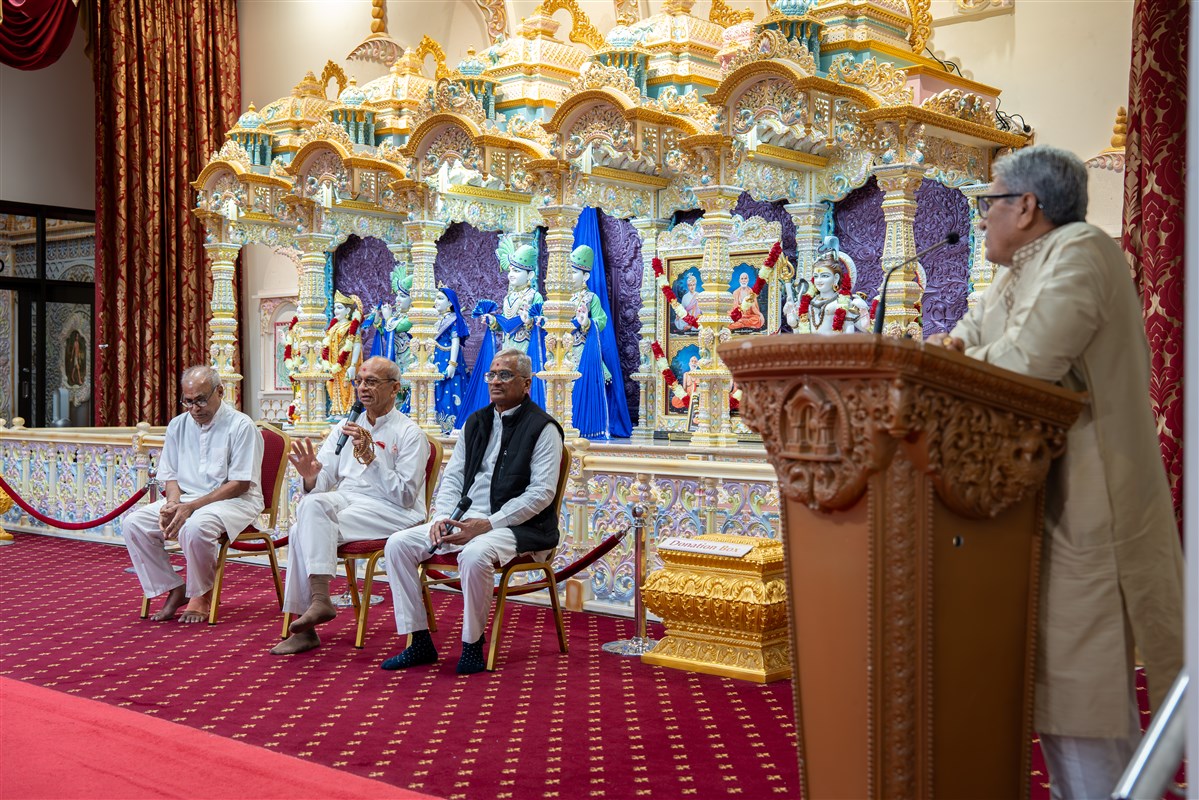 Satsang Vicharan by BAPS Swamis, Adelaide