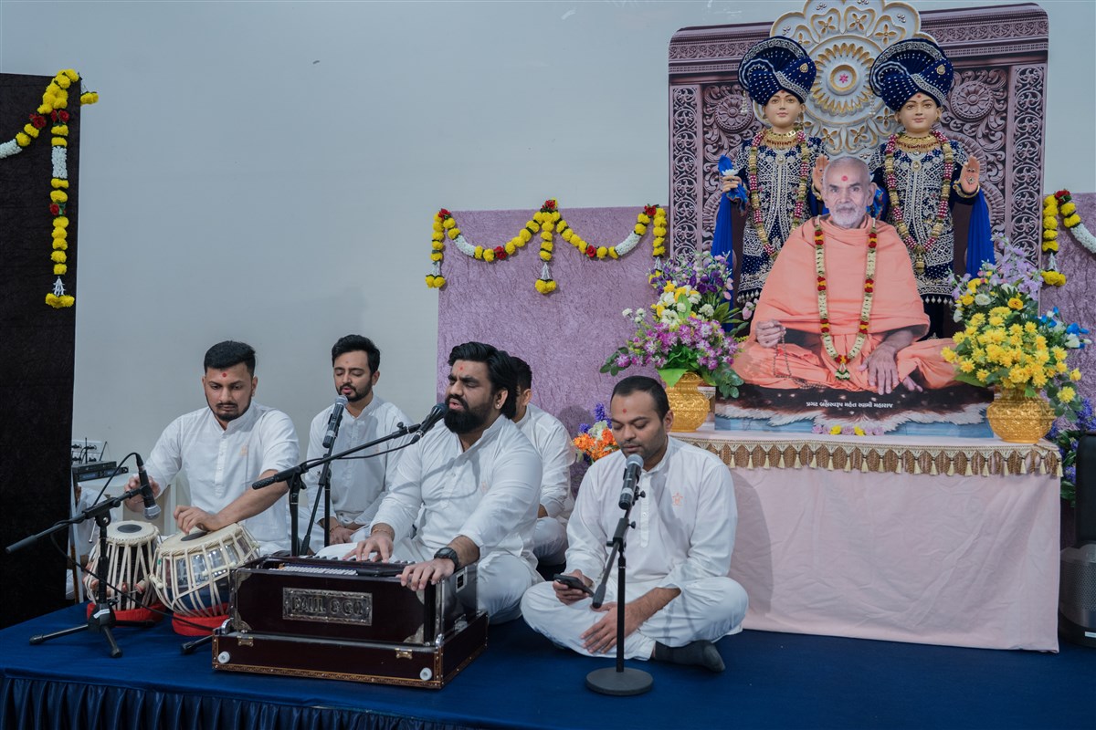 Satsang Vicharan by BAPS Swamis, Adelaide