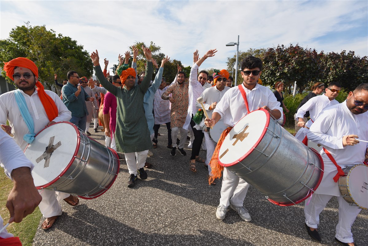 Nagar Yatra Nagar Yatra