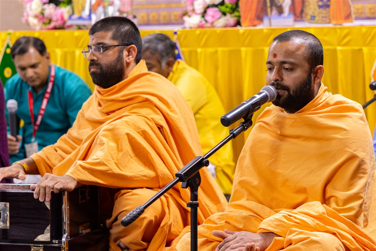 Satsang Vicharan by BAPS Swamis, Darwin