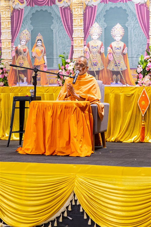 Satsang Vicharan by BAPS Swamis, Darwin