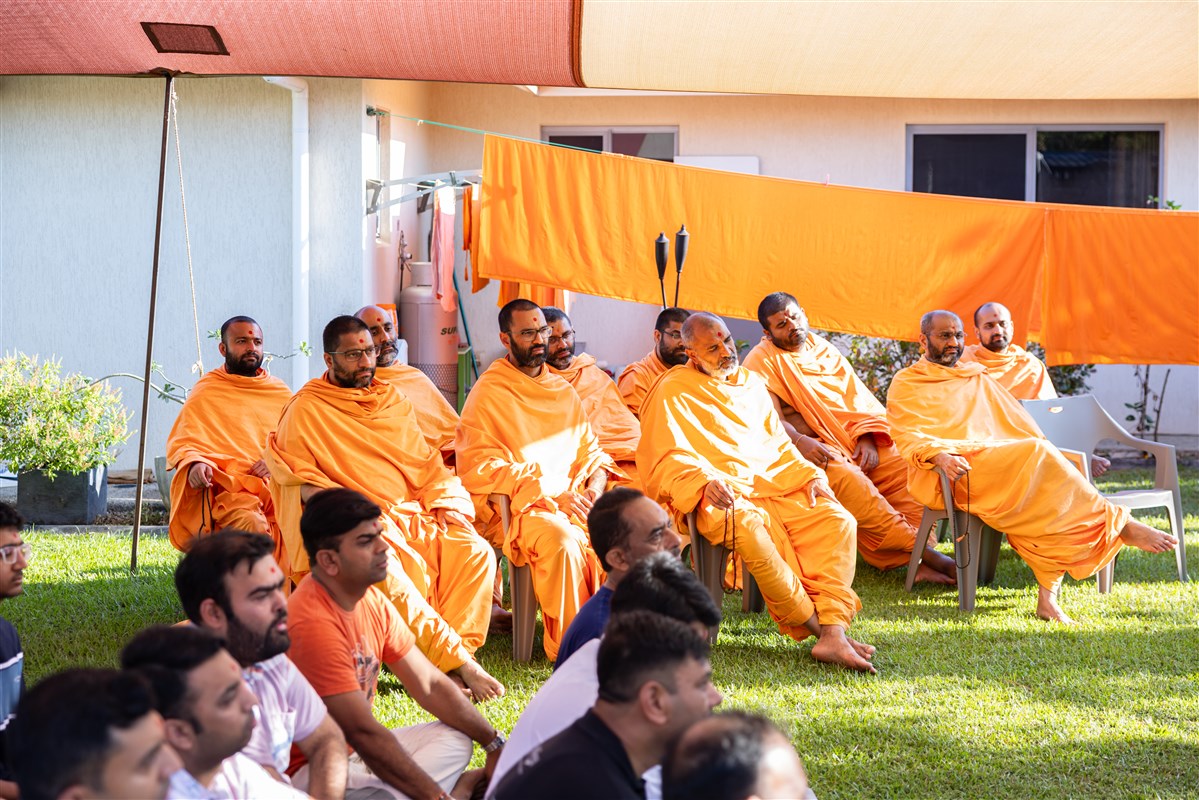 Satsang Vicharan by BAPS Swamis, Darwin