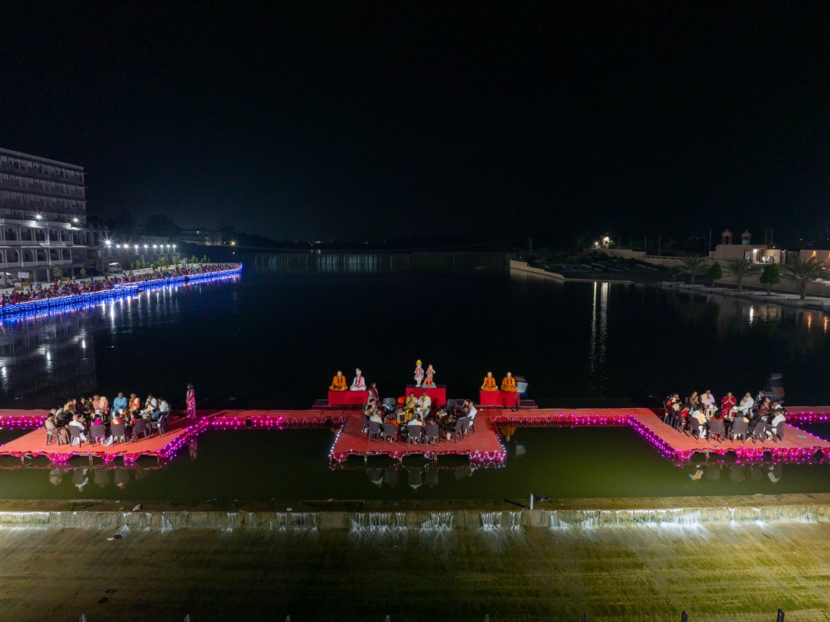 Vishwashanti Lakshmihom Mahayagna (21 Oct)