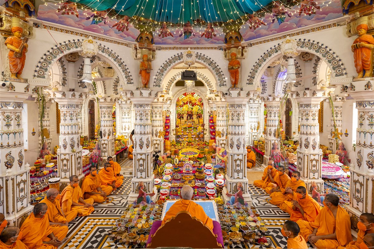 Annakut Darshan