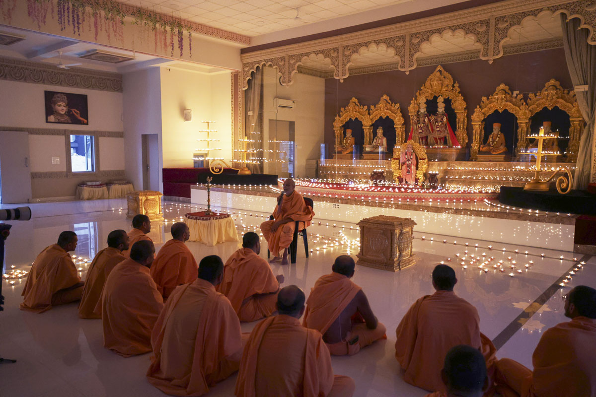 Diwali & Annakut Celebrations 2025 at BAPS Shri Swaminarayan Prarthana Mandir, Kanad, Surat