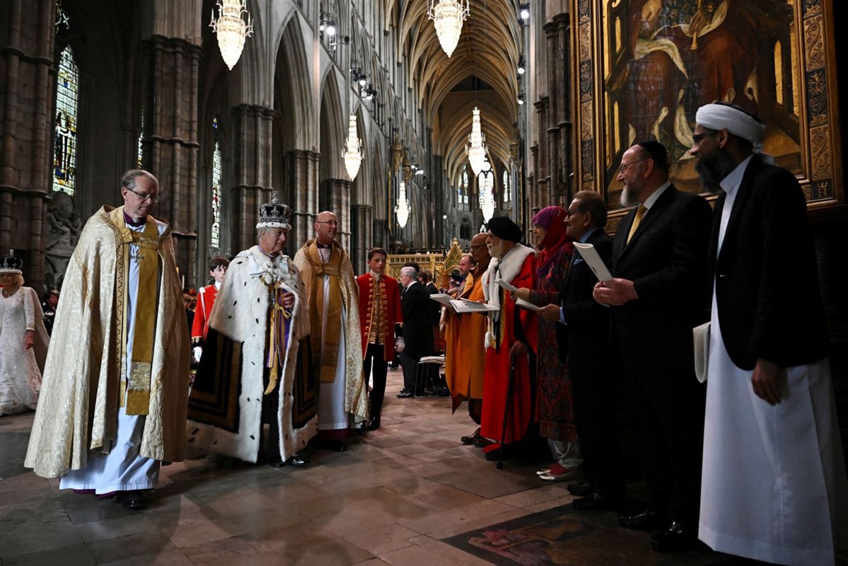 Chair of BAPS UK, Jitu Patel, was invited to attend Their Majesties’ coronation ceremony at Westminster Abbey alongside other senior faith leaders, where they greeted His Majesty with a joint message of goodwill and support
