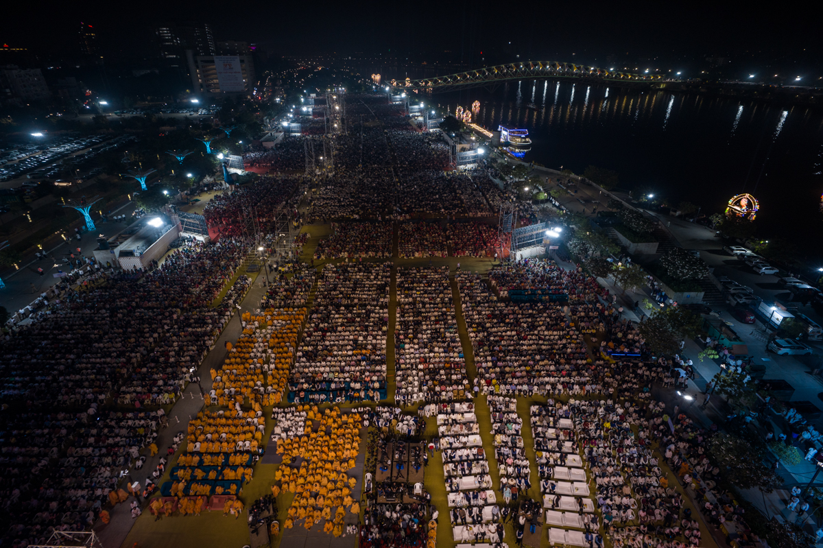 Aerial view of the assembly