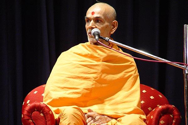 Interview with Pujya Mahant Swami