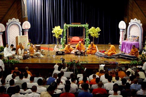 A program of devotional songs sung by the sadhus