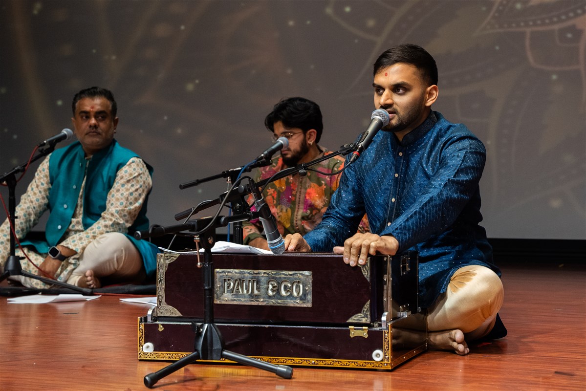 Kirtan Aradhana