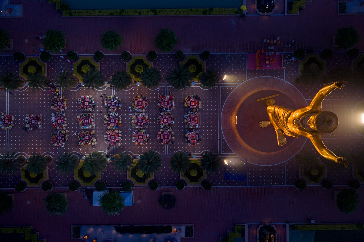 Tapomurti Shri Nilkanth Varni Murti-Pratishtha Yagna