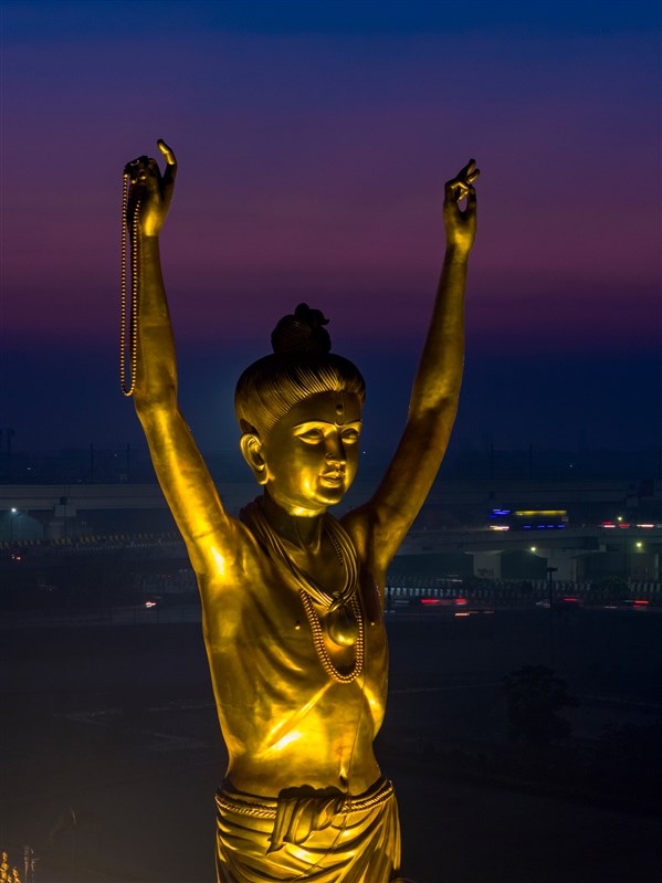 Tapomurti Shri Nilkanth Varni