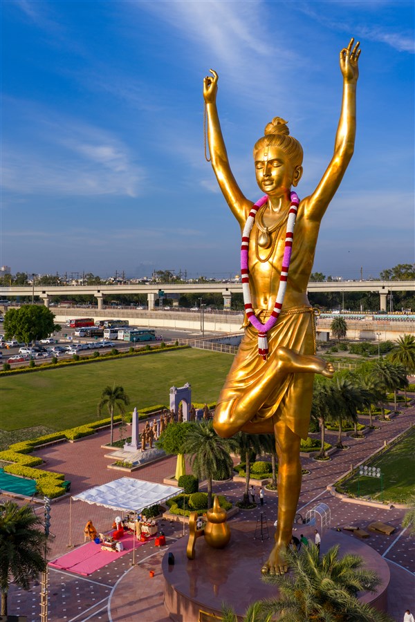 Tapomurti Shri Nilkanth Varni