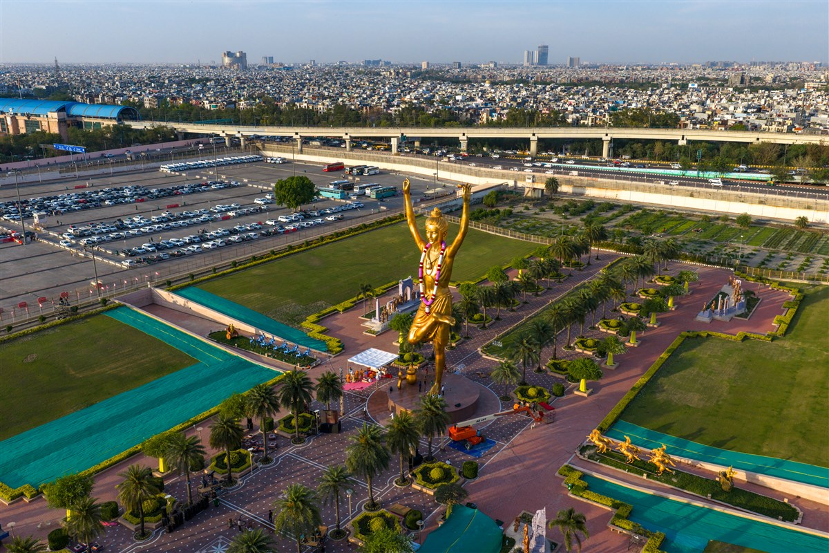 Tapomurti Shri Nilkanth Varni