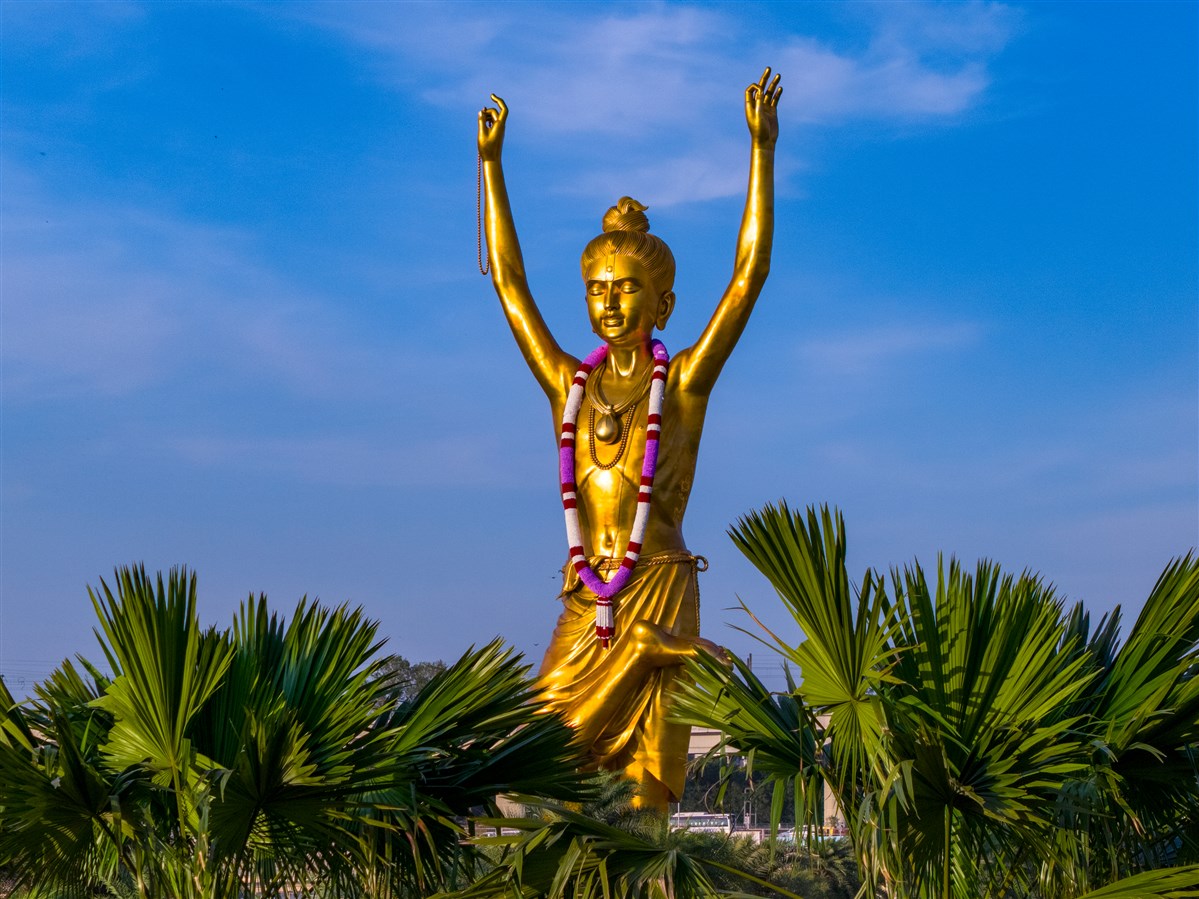 Tapomurti Shri Nilkanth Varni