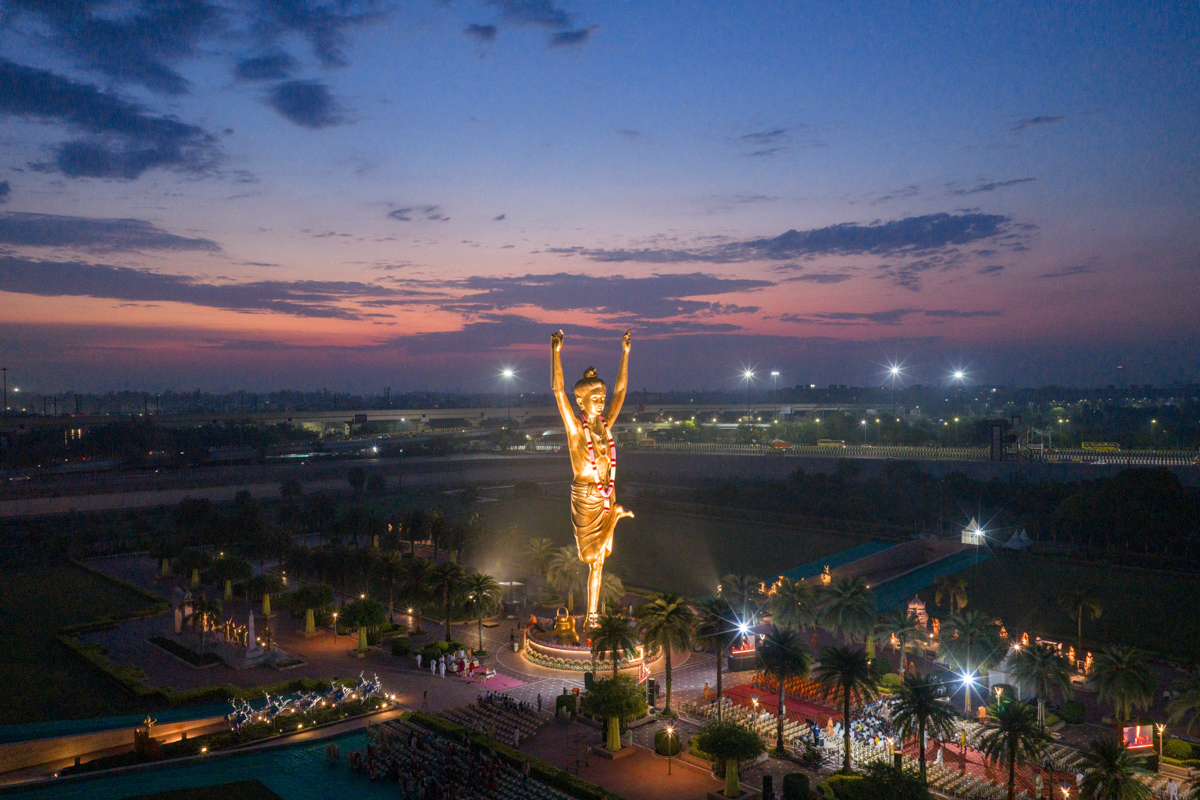 Tapomurti Shri Nilkanth Varni