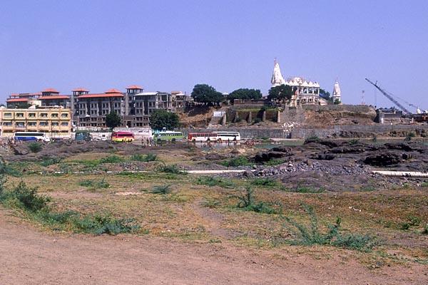 Shri Swaminarayan Mandir and the new construction complex (left)