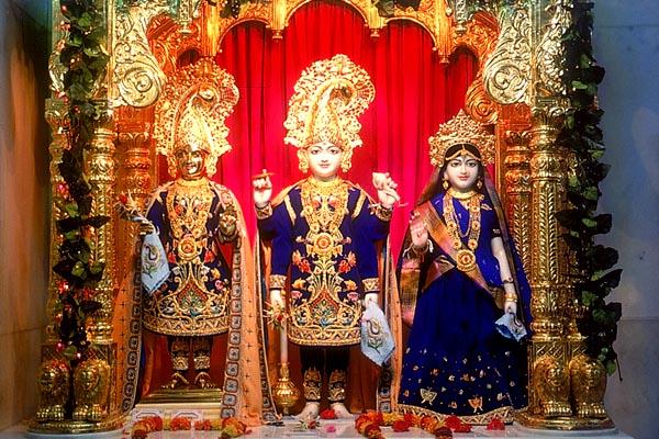 	Shri Harikrishna Maharaj and Laxmi Narayan Dev