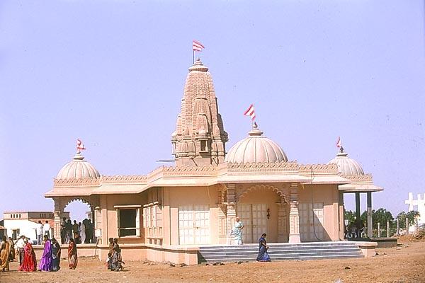 BAPS Swaminarayan Mandir, Khavda