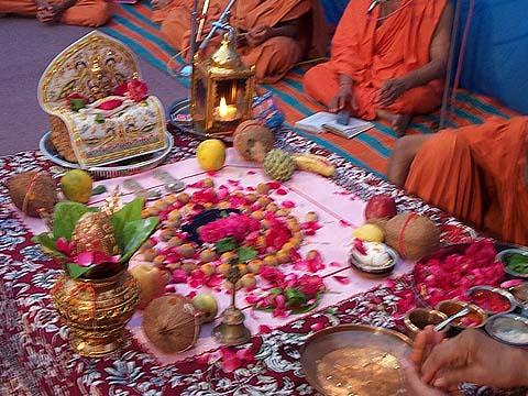 Maha Puja Darshan