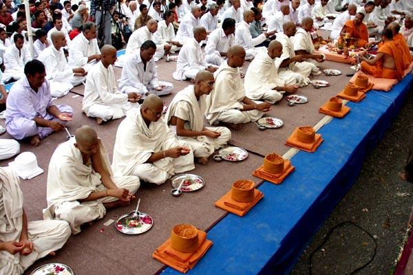 Historic Diksha Ceremony