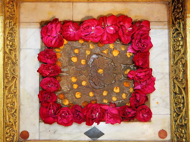 New Year Celebration with Pramukh Swami Maharaj<br>Gondal<br>7 November 2010 - 