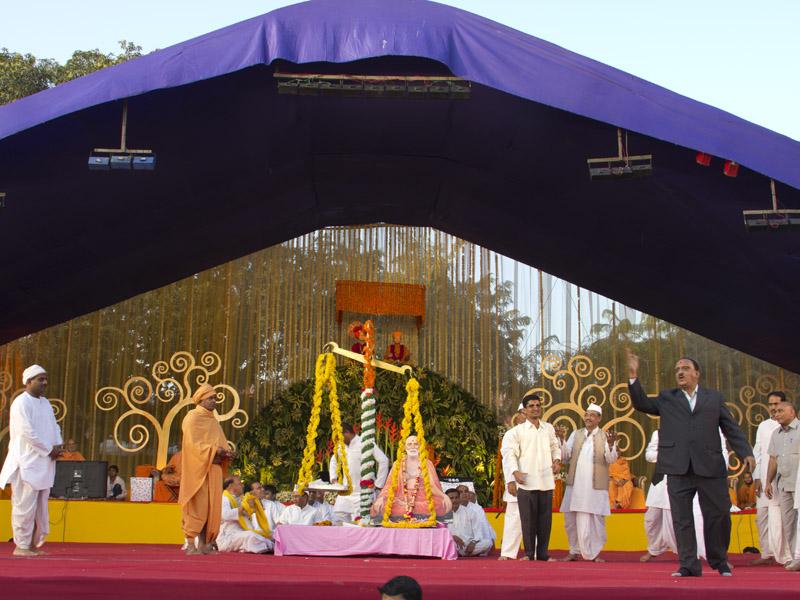 Vasant Panchami<br>Atladra, India - 8 February 2011 - 
