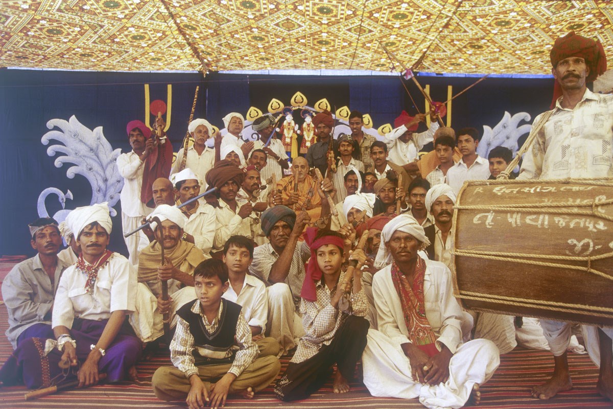 Swamishri with tribal devotees