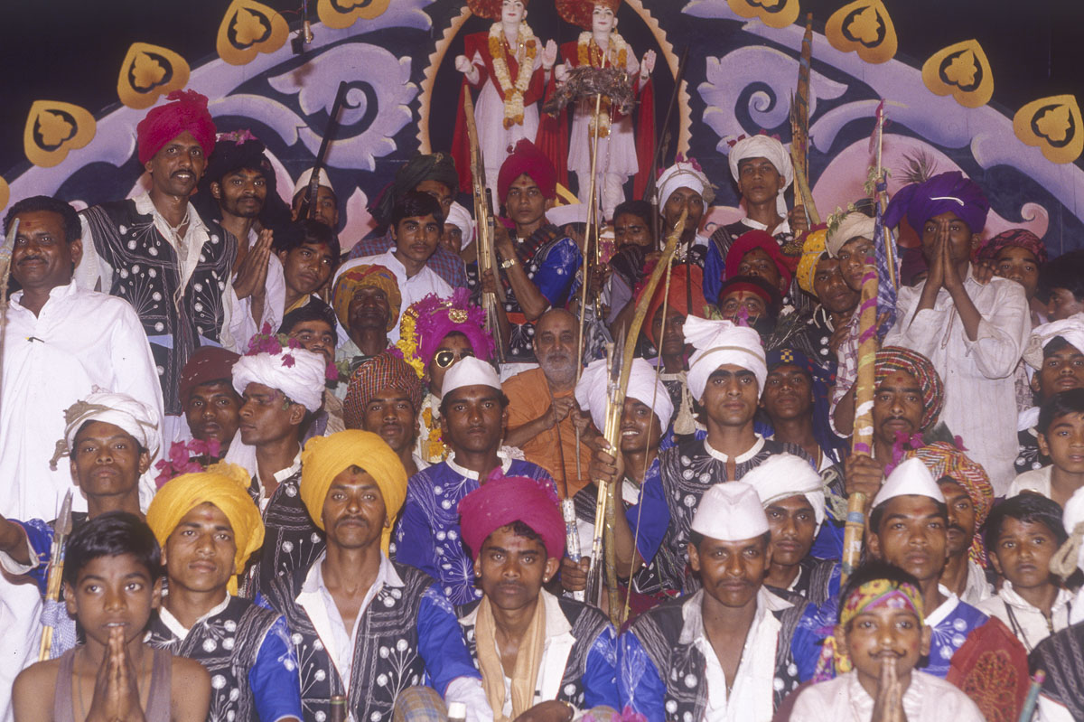 Swamishri with tribal devotees
