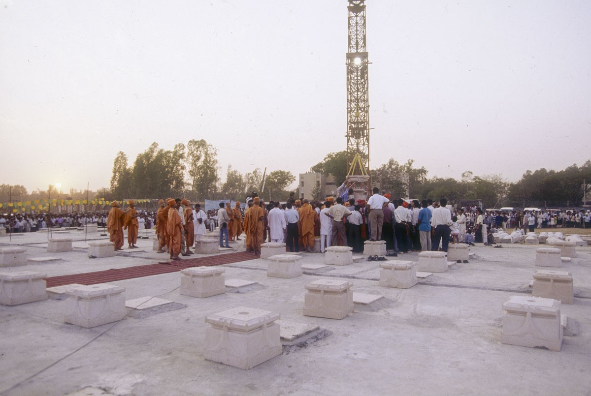 Sadhus and devotees during the first pillar-laying ceremony