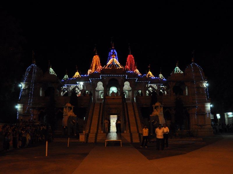  BAPS Shri Swaminarayan Mandir, Atladra