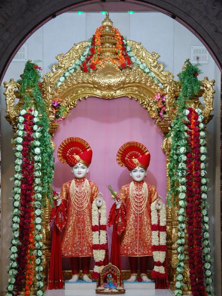 Bhagwan Swaminarayan, Aksharbrahman Gunatitanand Swami