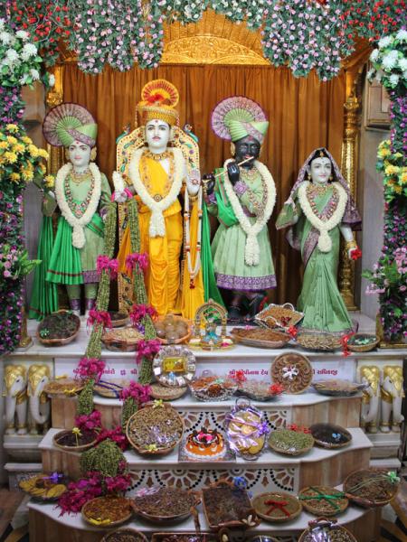 Shri Mukund Brahmachari, Shri Harikrishna Maharaj, Shri Gopinath Dev and Shri Radhikaji