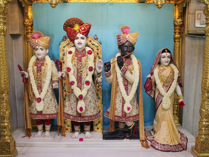 Shri Mukund Brahmachari, Shri Harikrishna Maharaj, Shri Gopinath Dev and Shri Radhikaji