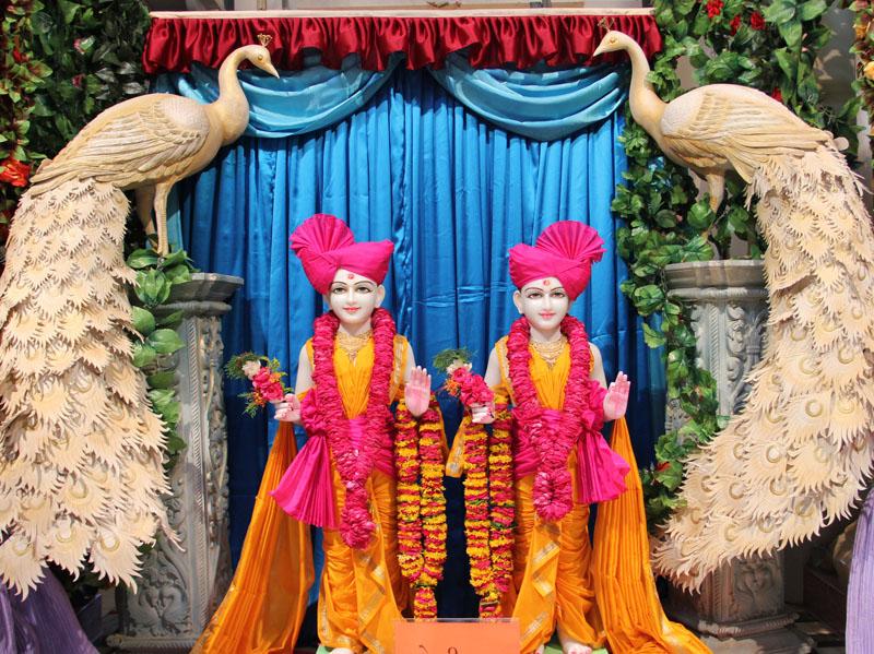 Murtis for the new BAPS Swaminarayan  Mandir (Hari Mandir) at Yogi Nagar, Borivali (Mumbai)