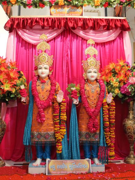 Murtis for the new BAPS Swaminarayan Mandir (Hari Mandir) at New Ranip (Ahmedabad)