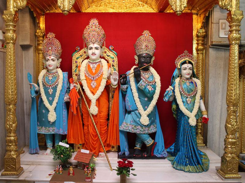  Shri Mukund Brahmachari, Shri Harikrishna Maharaj, Shri Gopinath Dev and Shri Radhikaji