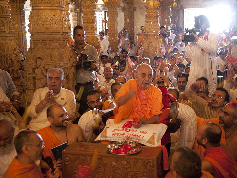 Aksharbrahman Gunatitanand Swami Janmasthan Mandir Mahotsav, Bhadra 
