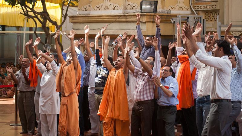  Sadhus and devotees rejoice before Swamishri