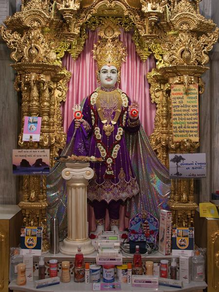  Shri Ghanshyam Maharaj