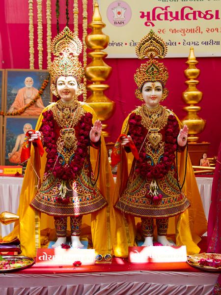  Murtis to be consecrated at new BAPS Shri Swaminarayan Mandir at Torna, India