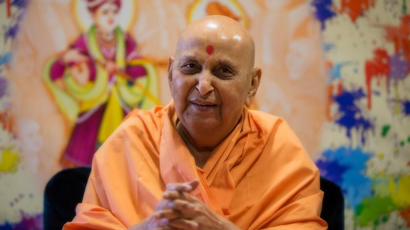 Swamishri in a divine, festive and jovial mood