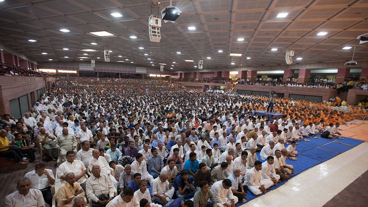 Devotees during the mahapuja rituals