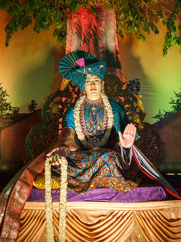 Bhagwan Swaminarayan (utsav murti)